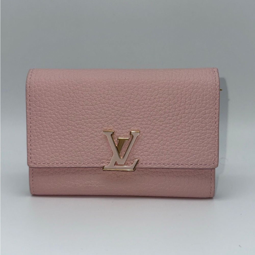 Louis Vuitton Pink Taiga Leather Wallet microchipped